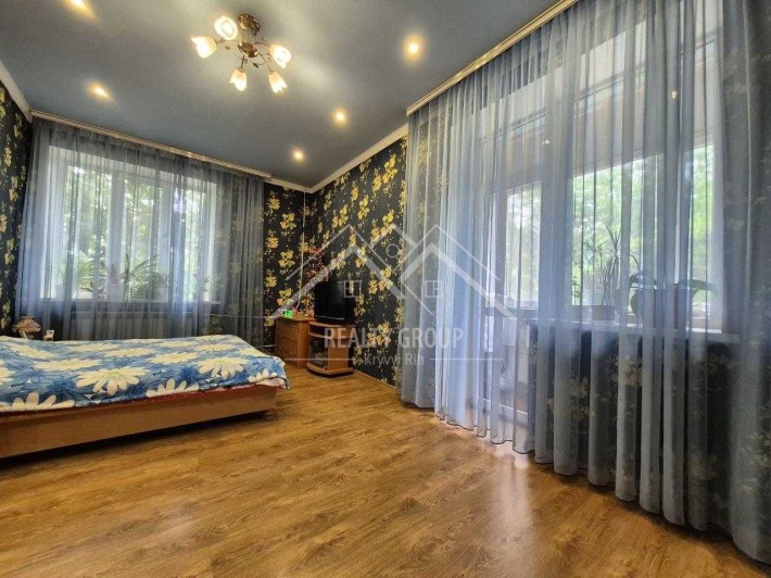 Продаж чудової 3к збільшеної "сталінки" - фото 1