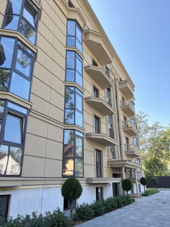 Двокімнатна квартира в затишній локації! Поруч парк! Газове опалення! - фото 1