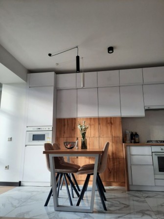 продається однокімнатна квартира з фунціоналом півторачки в центрі - фото 1