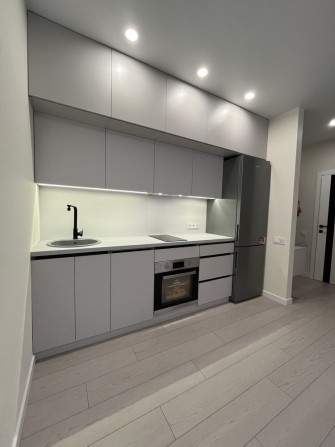 ЄОселя до 3-х р! Однокімнатна квартира біля Києва! Кухня - 20м2! - фото 1