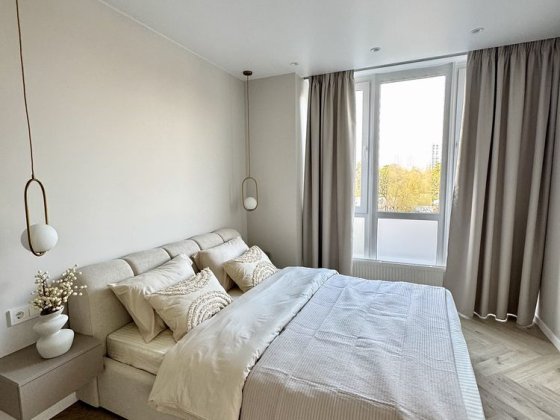 Продам двокімнатну квартиру з новим ремонтом в центрі міста ! Ірпінь