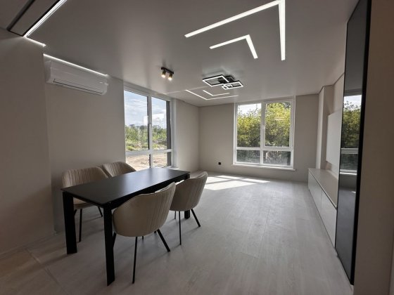 3 кім. квартира біля річки , 2 поверх Постанови, Єоселя Ивано-Франковск