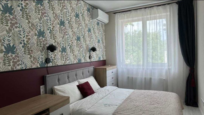 Продам двокімнатну квартиру з новим ремонтом! Поруч є школа! Є газ! - фото 1