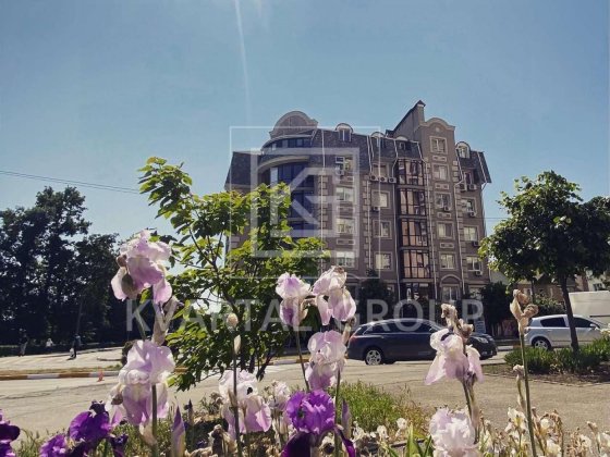 3 рівнева квартира в центрі Бучі з ремонтом, меблями та технікою Буча