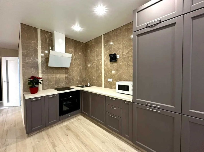 У продажі функціональна 1 кім.квартира за ШИКАРНОЮ ЦІНОЮ! - фото 1