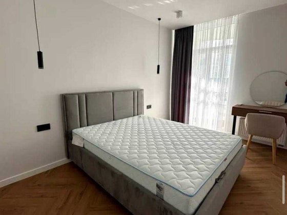 2к квартира з сучасним ремонтом, 15хв до Києва Ірпінь