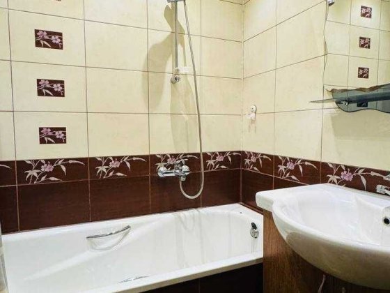 Продаємо 4-кімн квартиру на Сонячному Кривой Рог