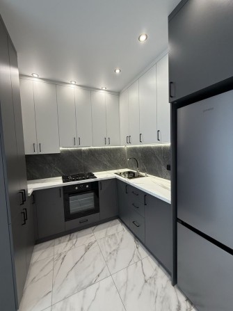 Однокімнатна квартира з крутим плануванням біля Набережної! - фото 1