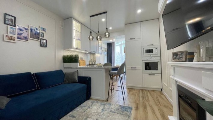 ЄВРО 2к з стильним ремонтом у новобудові міста - фото 1