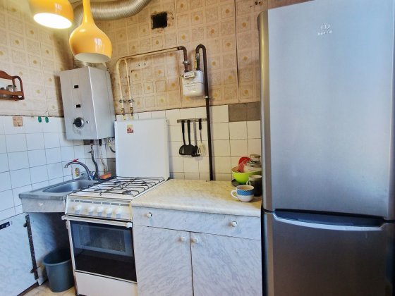 Продам 2 кімнатну квартиру на пл. Артема! Кривой Рог