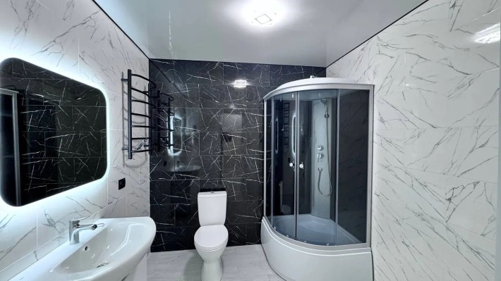 Продаж однокімнатної квартири в новобудові біля Велес - фото 1