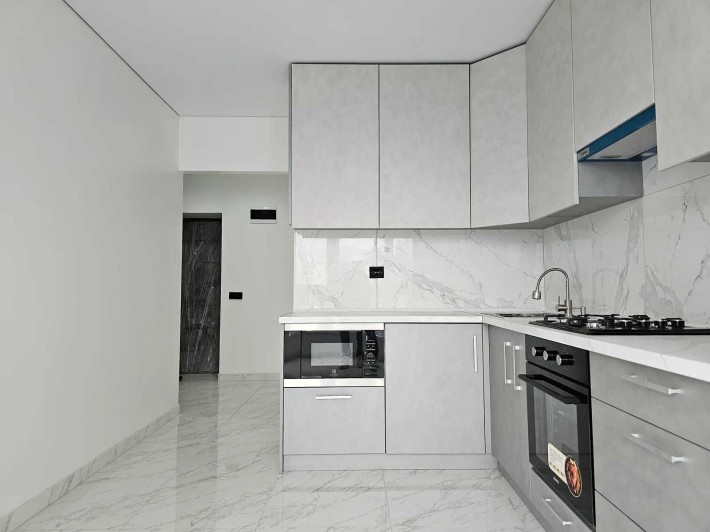 Терміново! Видова квартира 44м2! З новим сучасним ремонтом. Вигідно! - фото 1