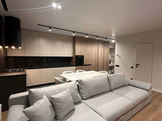 Дизайнерська 2-к з просторою кухнею. Ірпінь, Центральний парк Ірпінь