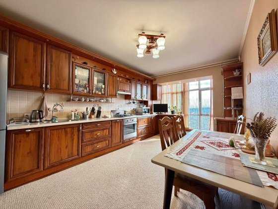 Продам 2-кім укомплектовану , можливий продаж під програми Івано-Франківськ