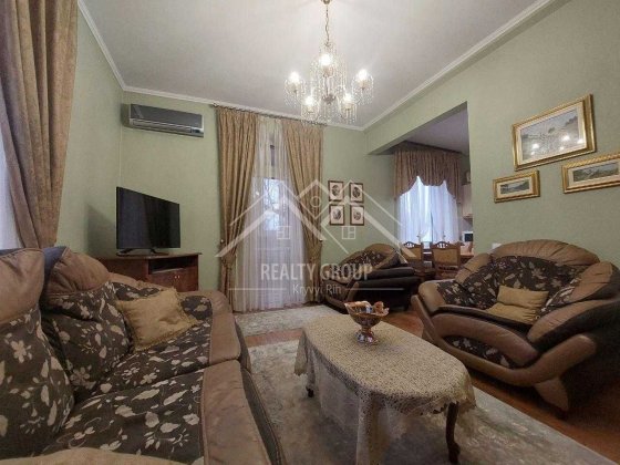 Продаж гарної 3к “сталінки” з автономним опаленням по пр.Гагарина Кривий Ріг