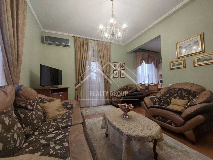 Продаж гарної 3к “сталінки” з автономним опаленням по пр.Гагарина - фото 1