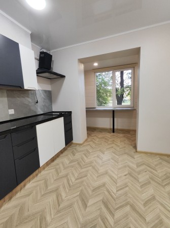 Продається студія р-н Ювілейна с дизайнерськім новім ремонтом та мебля - фото 1