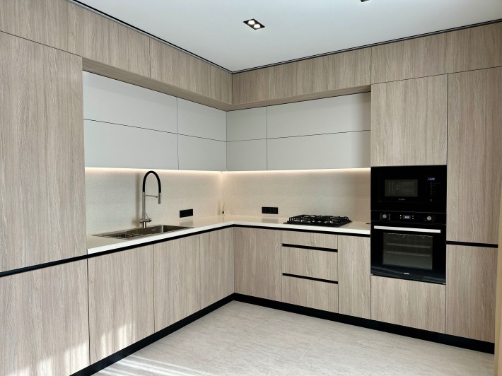 Простора 1 кім 50 м2 Меблі та Техніка!! Терміновий Продаж - фото 1