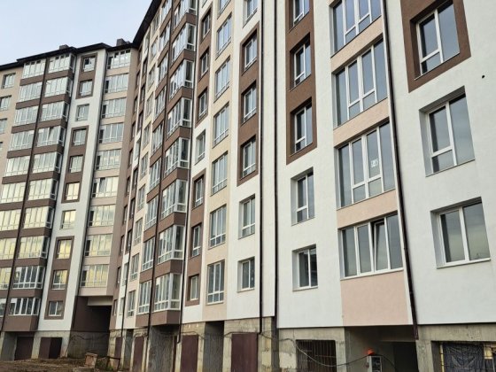 Продається велика однокімнатна квартира Івано-Франківськ