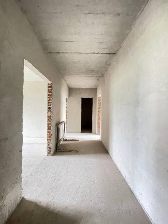 Продається велика 3 кімнатна квартири в районі Пасічної. ПОСТАНОВИ!!! - фото 1