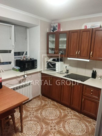 Продаж 1к квартири з ремонтом біля Центрального парку - фото 1