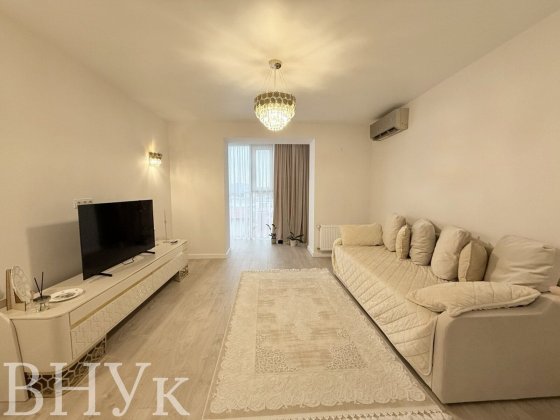 Продаю 2-кімнатну квартиру. VIP - апартаменти у самому серці Луцька. Луцьк