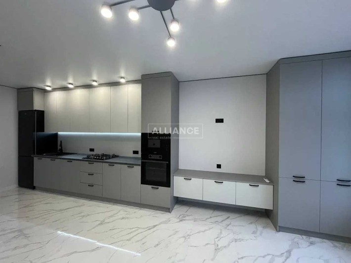 Продам 2к квартиру в Сучасному ЖК Закритого типу - фото 1