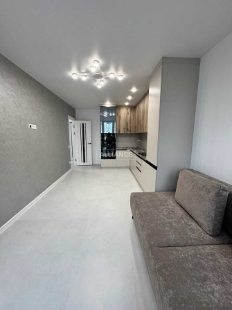 1 кім квартира з ремонтом, 45 м кв новобудова - фото 1