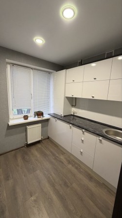 Продам 4х комнатнаю в районе кристалла - фото 1