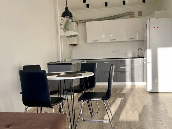 Велика євро 2-к з кухнею 22,5 м2. Газове опалення! Мінімальне оформ. Ірпінь