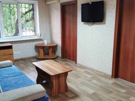 Продаж 4-х кімн квартира Близько-Площа Визволення Кривий Ріг