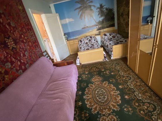 Срочно Продам  квартиру на 173 кВ Кривой Рог