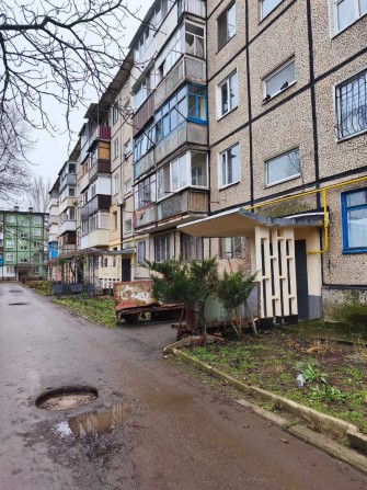 Продам 2 к квартиру на 129 кварталі - фото 1