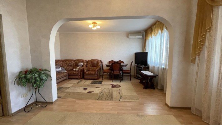 єВідновлення/Продаж 5-кімнатної квартири по вул. Павла Глазового, 8 - фото 1