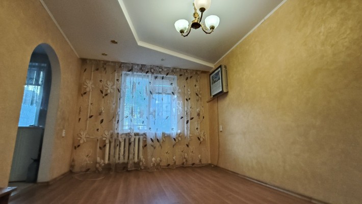 Продаж 3 кімн. квартири на 173 кварталі + кладовка - фото 1