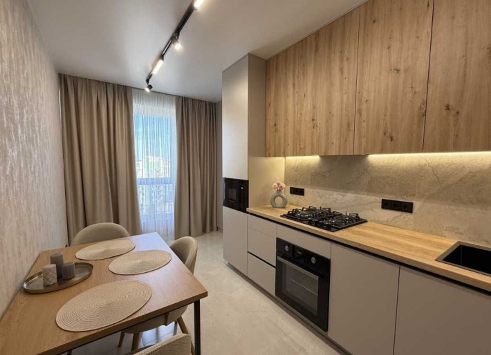 Продаж затишної квартири біля Набережной, ЖК Єсенін! - фото 1