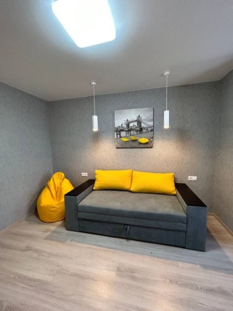 Повноцінна 2к з ремонтом навпрот парку Центрального . Балкон ! - фото 1