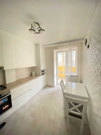 Продам 1-кімнатну квартиру в Ірпені! Красивий ремонт! Оформлення 2% - фото 1