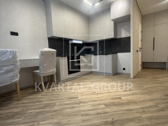 Стильна квартира з сучасним ремонтом біля набережної Ірпінь