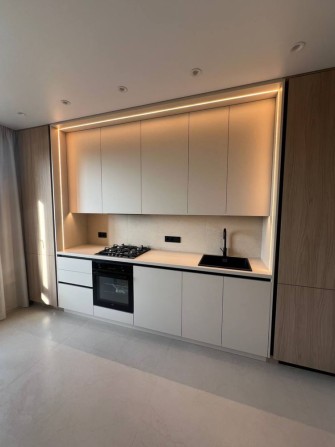 2к з дизайнерським ремонтом! Центр міста! Без комісії! - фото 1