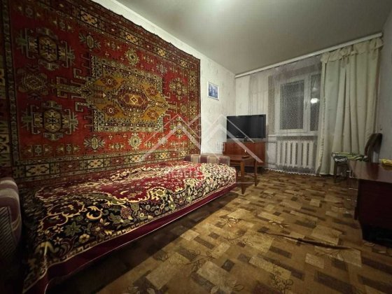 Продається затишна 2-кімнатна квартира в центрі міста! Кривой Рог