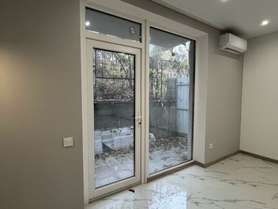 Однокімнатна квартира з двориком! Без комісії! Ірпінь