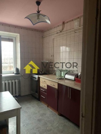 Трикімнатна квартира з меблями та технікою. Житловий стан - фото 1