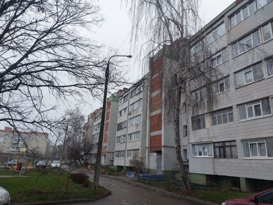 Продам 1 кімнатну квартиру в цегляному будинку на Хіміку Сумы