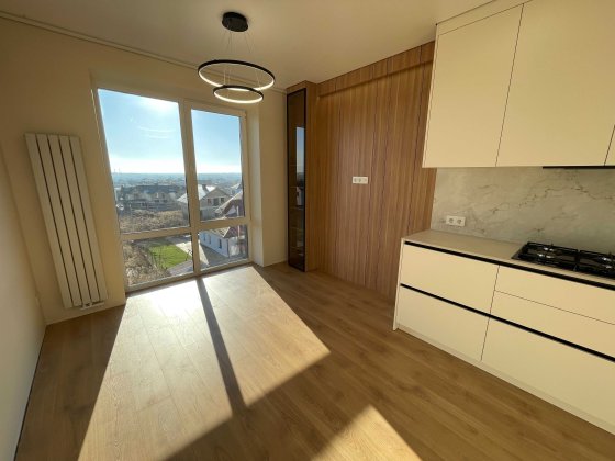 ВЛАСНИК. Продаж 3-кімнатної квартири на Щасливому Ровно