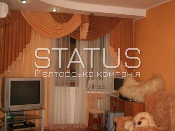 Продаж двокімнатної квартири в цегляному будинку. Полтава