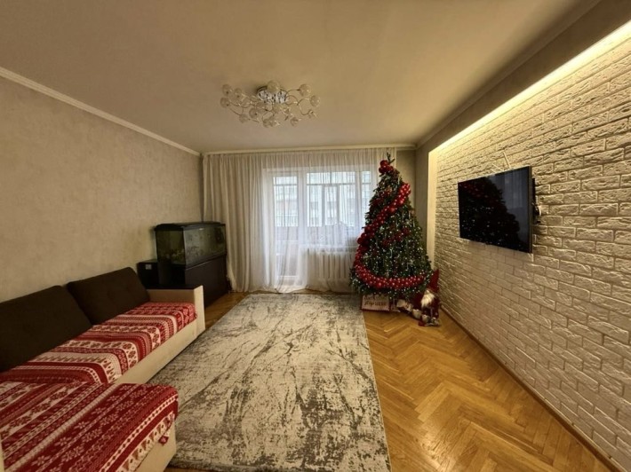 Продаж 3 кімнатної квартири за адресою Героїв Поліції  21 - фото 1