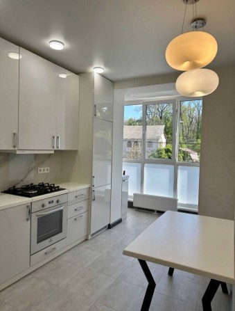 Євро 2 кімнатна навпроти Парку Неподалік державного Садочка - фото 1