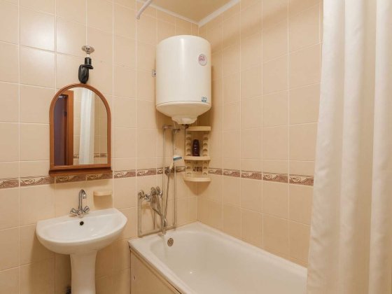 Продаж 1 Кімнатної Квартири з Автономним Опаленням біля річки Ворскла. Полтава