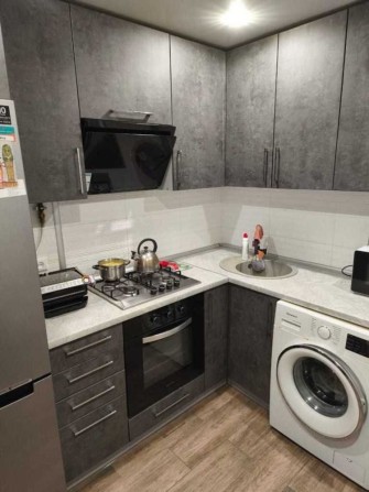 3к квартира 51м2 з ремонтом та технікою поверх 2/5 цегла Мотель - фото 1